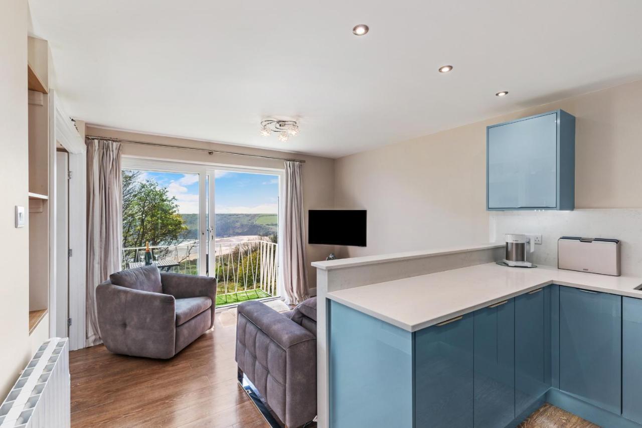 Appartamento Salty Kisses - Sea Front Aparment Hodgeston Esterno foto